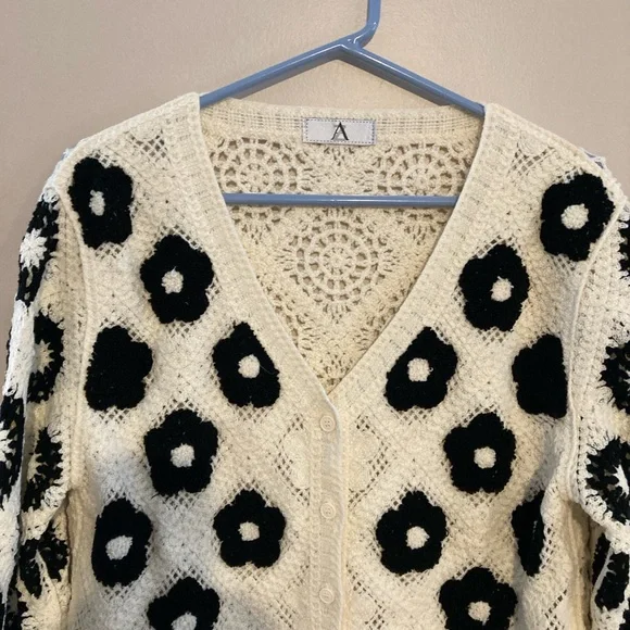 Floral Crochet Cardigan Sweater - Black and Cream - Picture 3 of 3